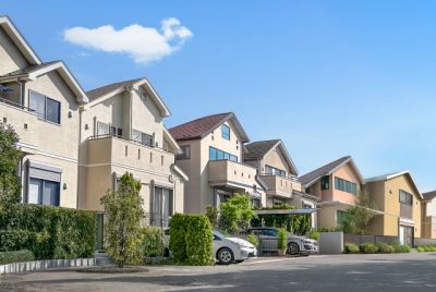 住宅街の中で、ちいさな距離感にモヤモヤする気持ち